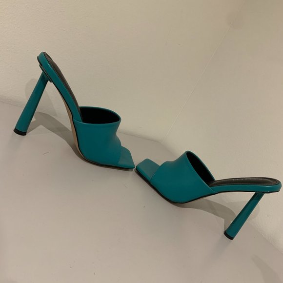 Simmi London heeled mules in peacock - Picture 3 of 7